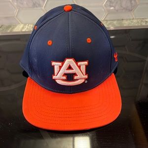 Under Armour Fitted Auburn Baseball Hat Size L/XL